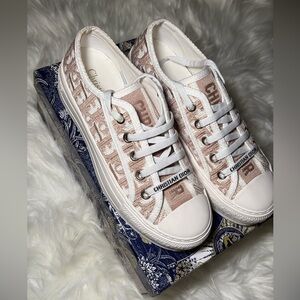 Dior Women's Beige and White Sneakers
